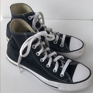 Converse Woman’s black high top shoes size 6